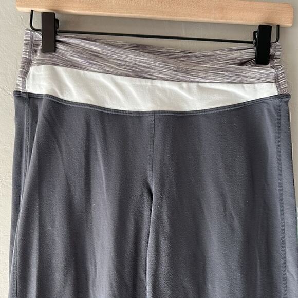 Lululemon Gray Luon Low Rise Straight Astro Pants Size 6 - Picture 2 of 11